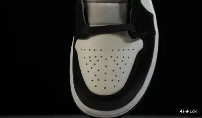 1 Jordan BQ6472-160 Toe” “Black Air Mid 0516